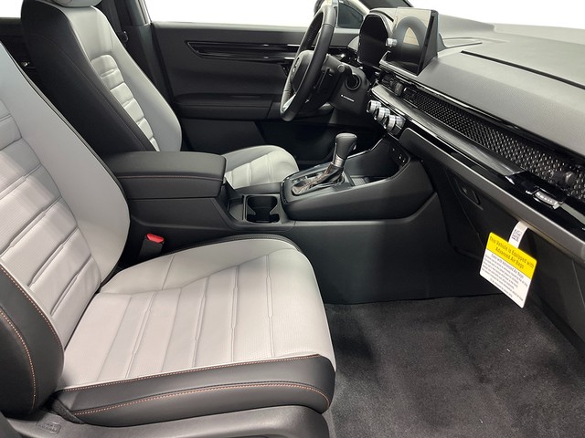 Honda CR-V Hybrid Vehicle Full-screen Gallery Image 29