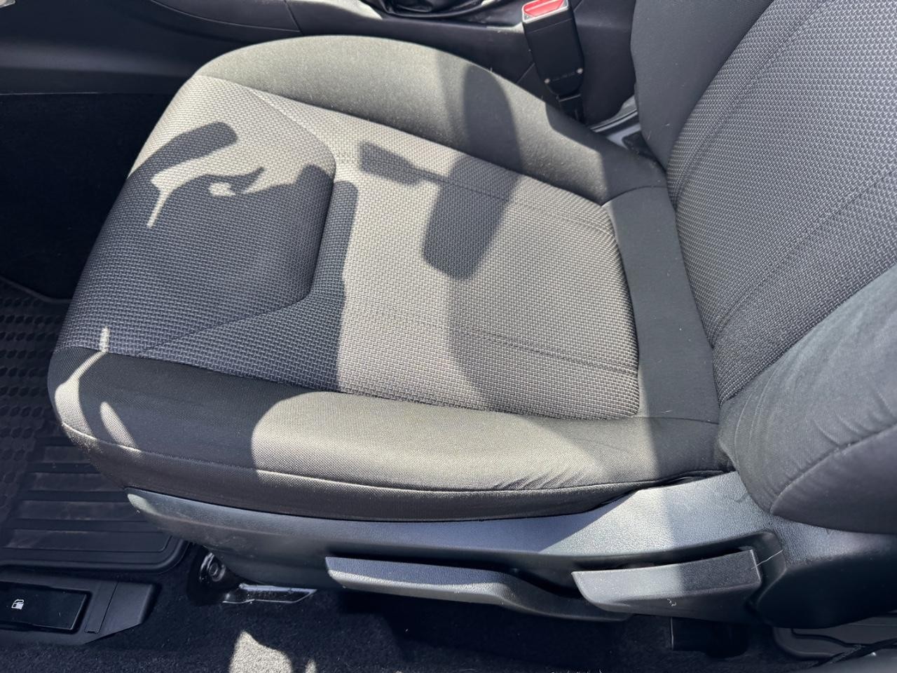 Subaru Impreza Vehicle Full-screen Gallery Image 17