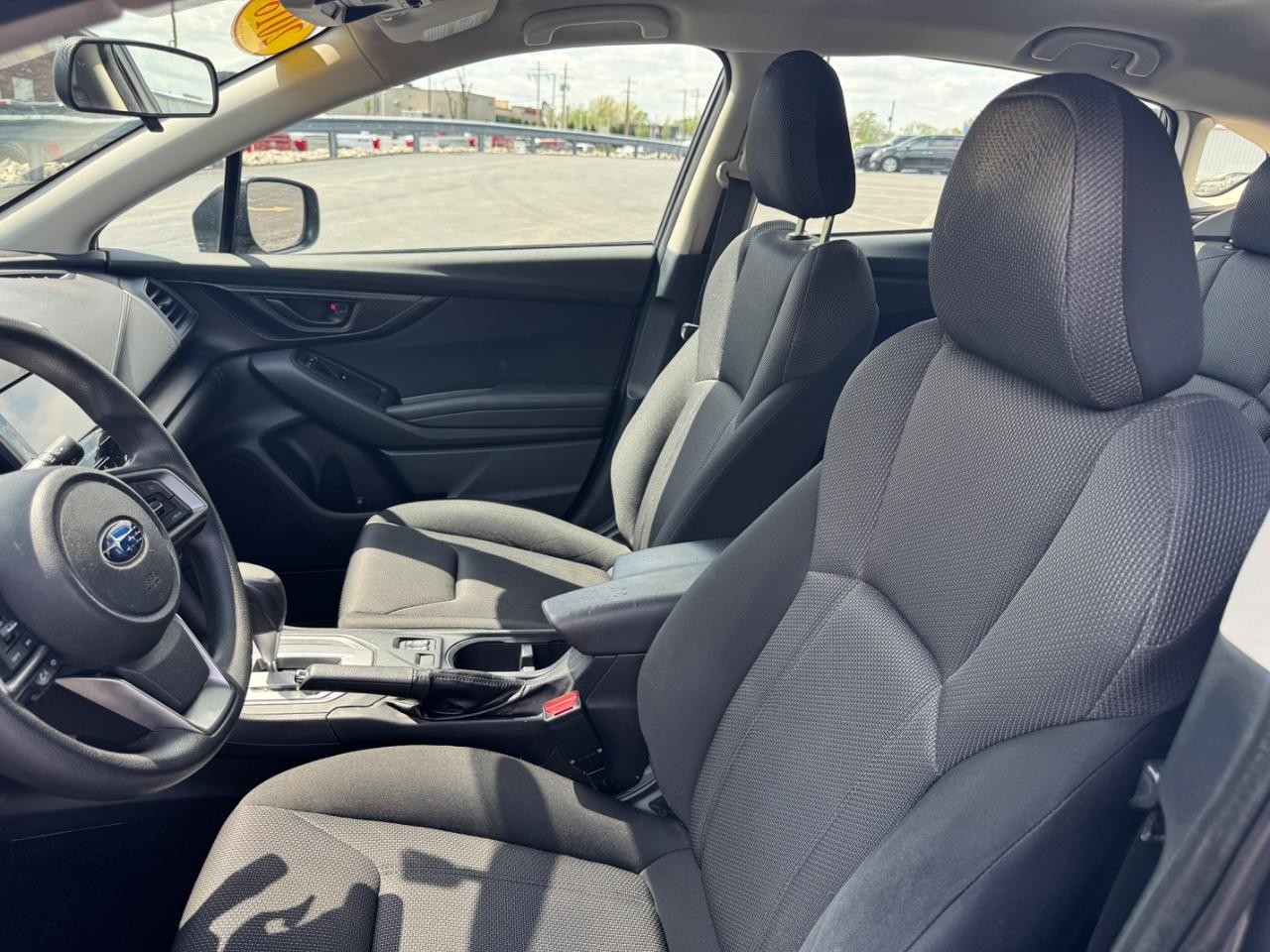 Subaru Impreza Vehicle Full-screen Gallery Image 18