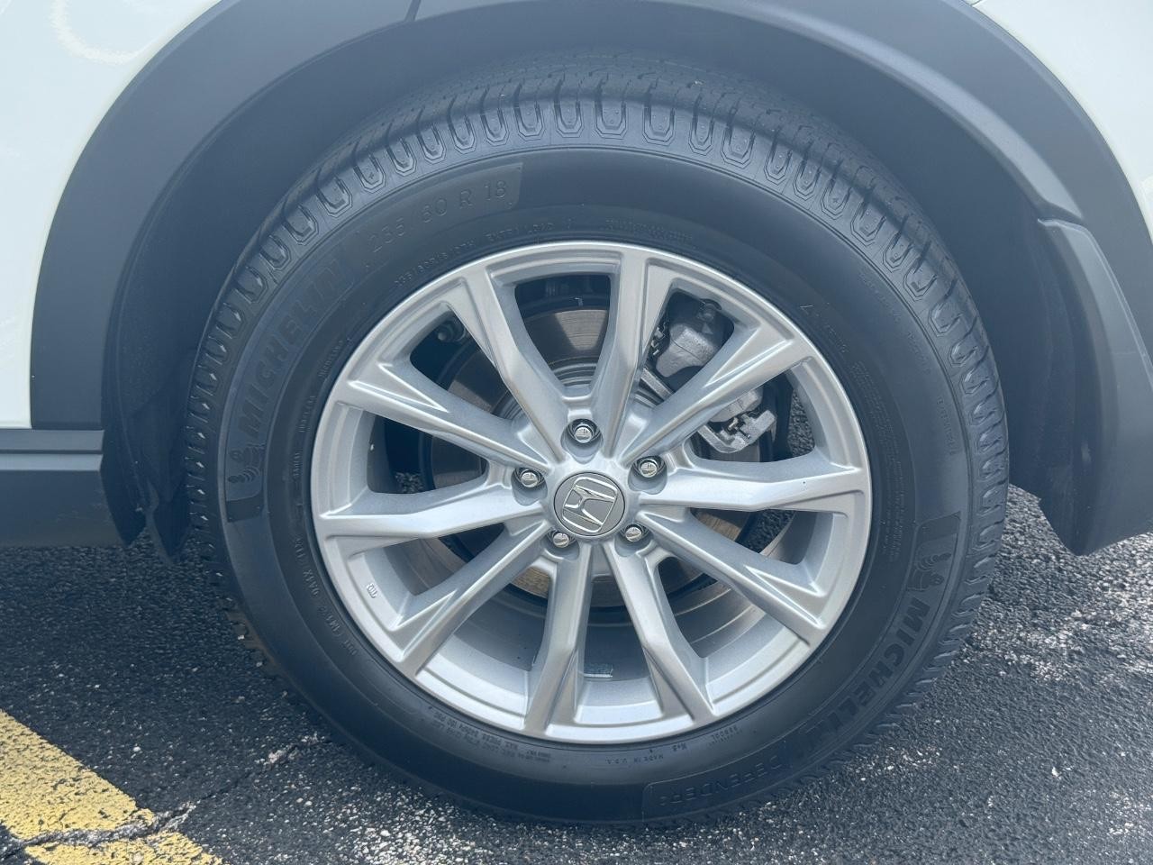 Honda CR-V Vehicle Full-screen Gallery Image 10