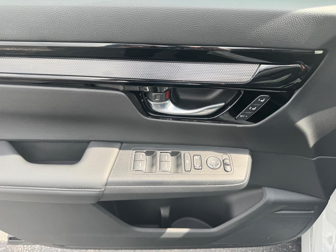 Honda CR-V Vehicle Full-screen Gallery Image 20