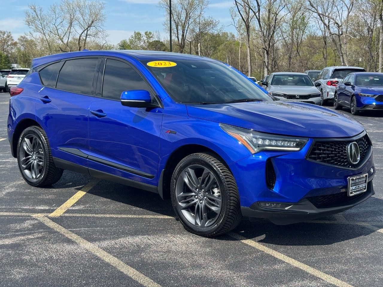 Acura RDX Vehicle Full-screen Gallery Image 02