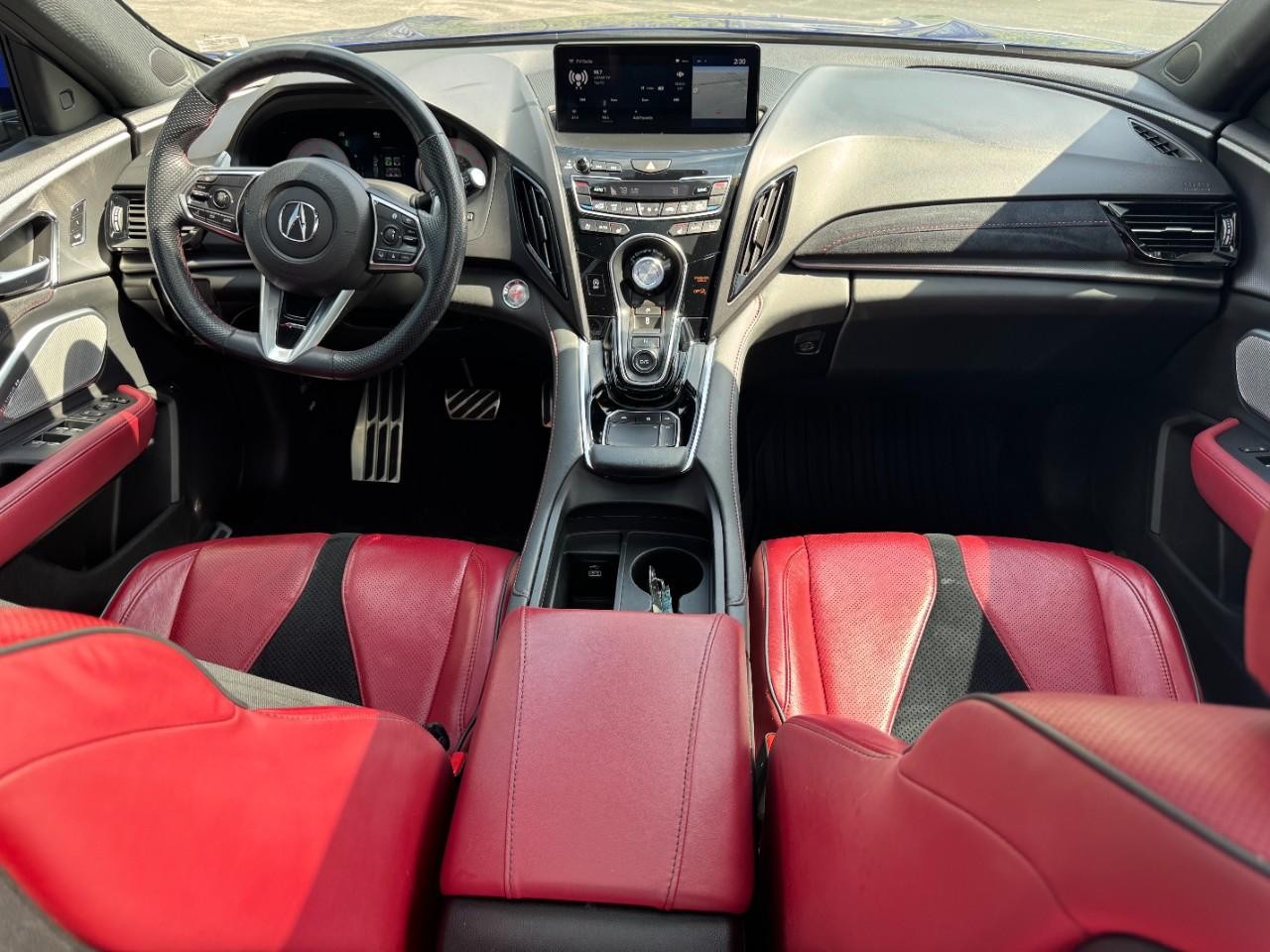 Acura RDX Vehicle Full-screen Gallery Image 15