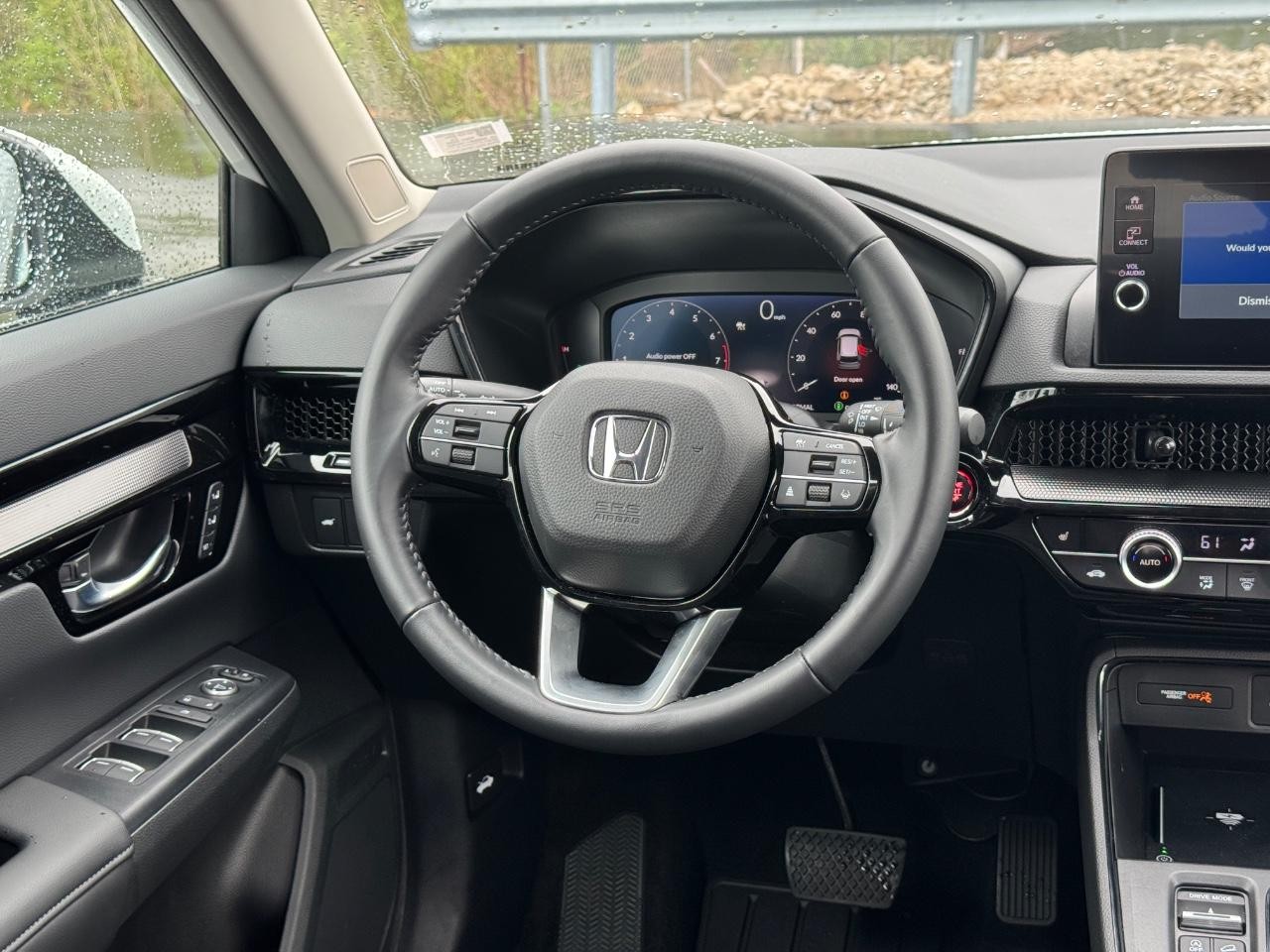 Honda CR-V Vehicle Full-screen Gallery Image 12