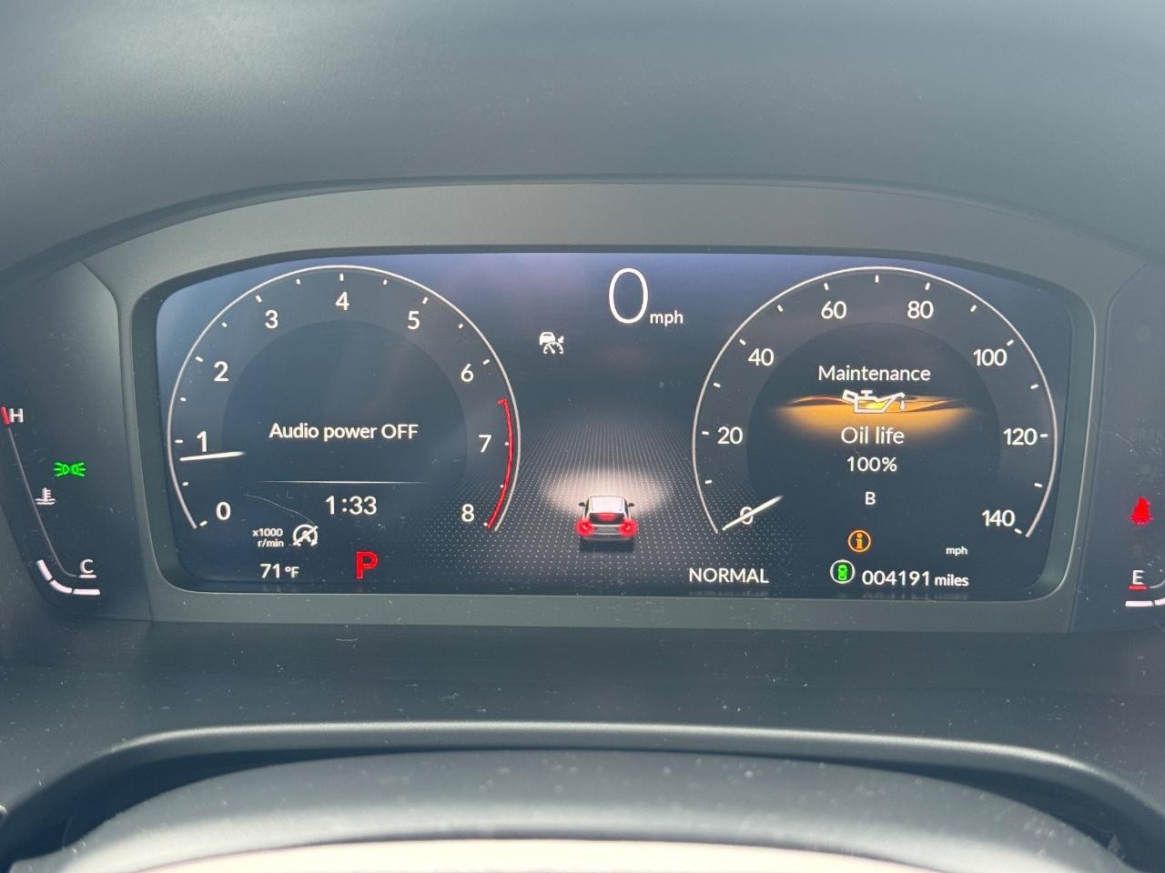 Honda CR-V Vehicle Full-screen Gallery Image 23