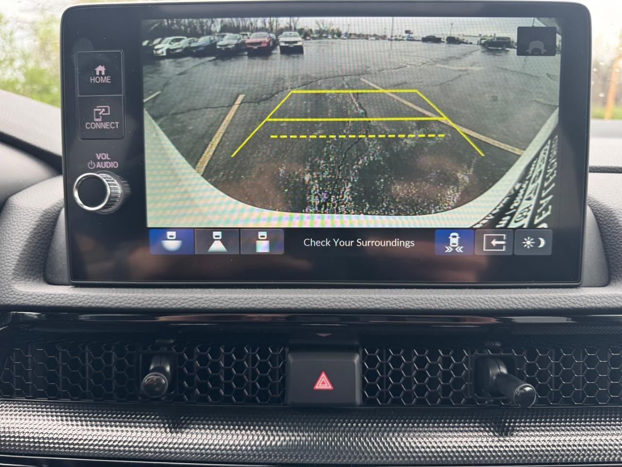 Honda CR-V Vehicle Full-screen Gallery Image 27