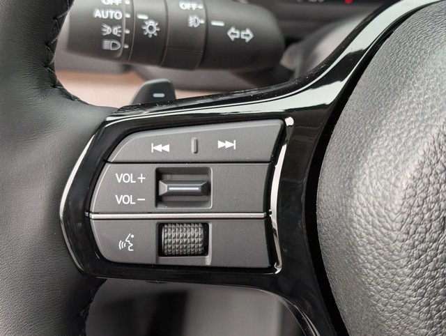 Honda Pilot Vehicle Full-screen Gallery Image 16