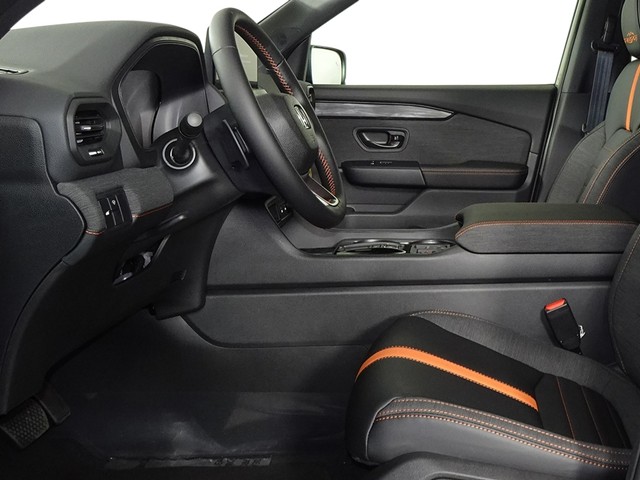 Honda Passport Vehicle Full-screen Gallery Image 09