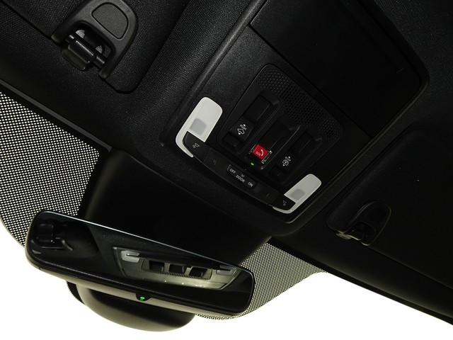 Honda Passport Vehicle Full-screen Gallery Image 16