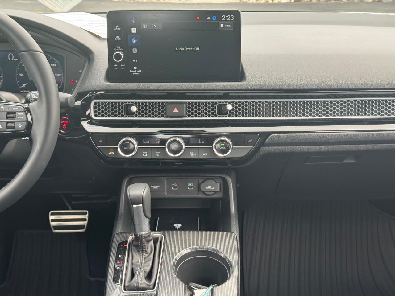 Honda Civic Sedan Hybrid Vehicle Full-screen Gallery Image 16