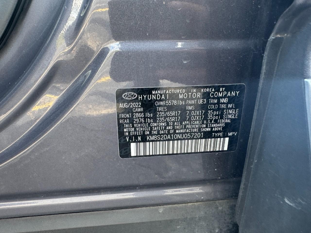 Hyundai Santa Fe Hybrid Vehicle Full-screen Gallery Image 30