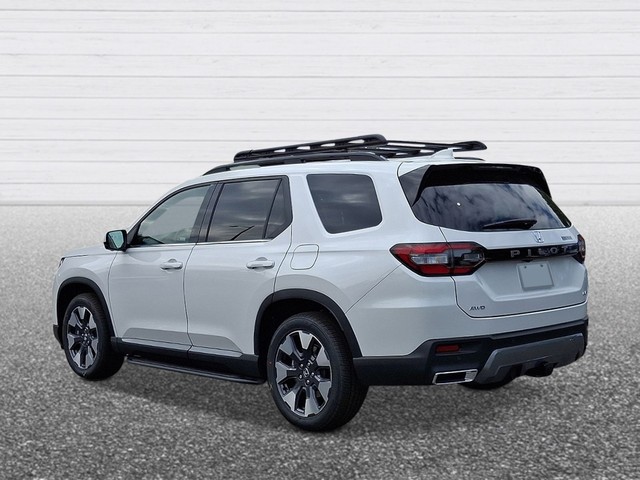 Honda Pilot Vehicle Full-screen Gallery Image 03
