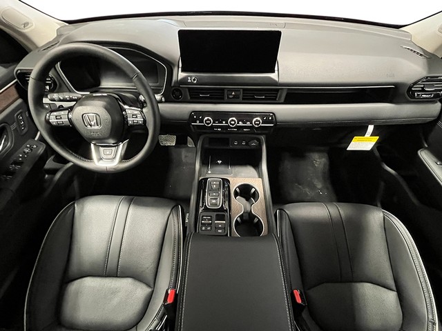Honda Pilot Vehicle Full-screen Gallery Image 10