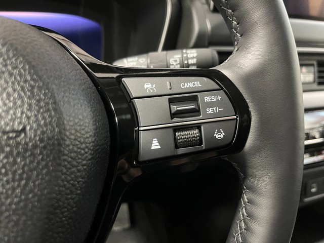 Honda Pilot Vehicle Full-screen Gallery Image 13