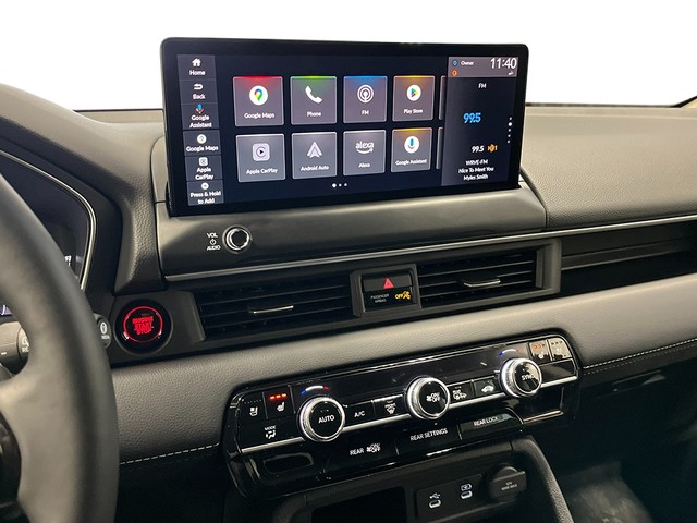 Honda Pilot Vehicle Full-screen Gallery Image 14