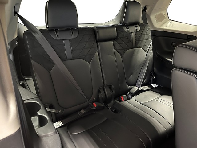 Honda Pilot Vehicle Full-screen Gallery Image 22
