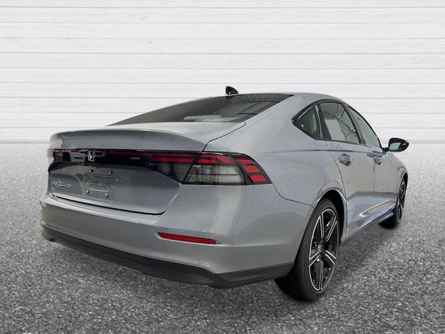 Honda Accord Sedan Vehicle Full-screen Gallery Image 06