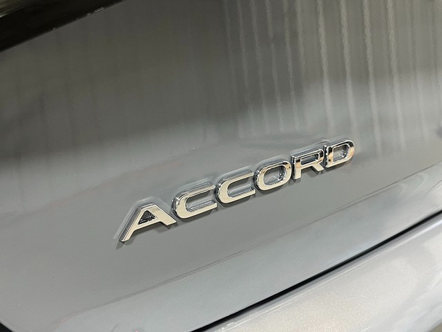 Honda Accord Sedan Vehicle Full-screen Gallery Image 07