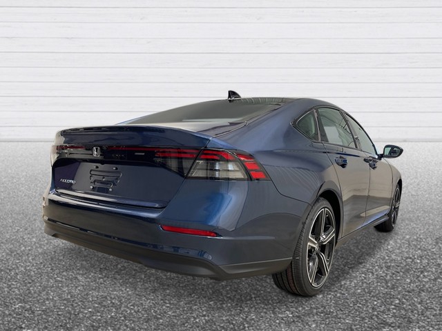 Honda Accord Sedan Vehicle Full-screen Gallery Image 06