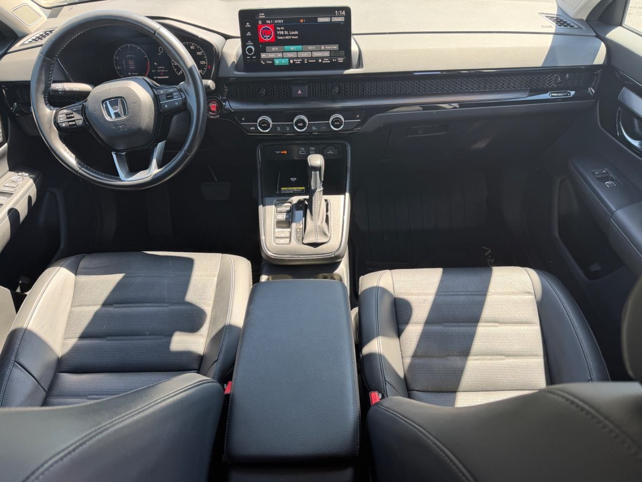 Honda CR-V Vehicle Full-screen Gallery Image 13