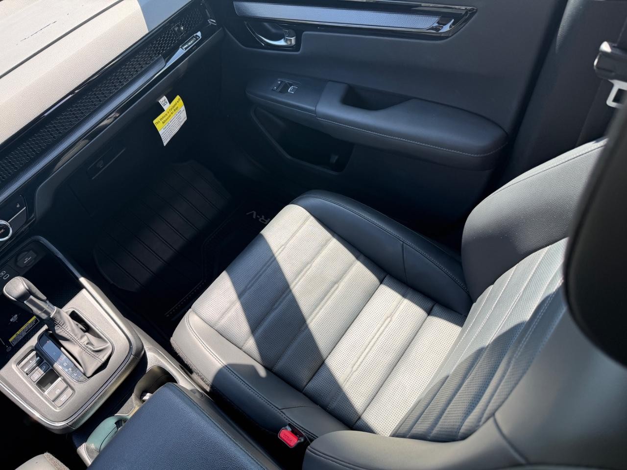 2025 Honda CR-V EX-L - Photo 14