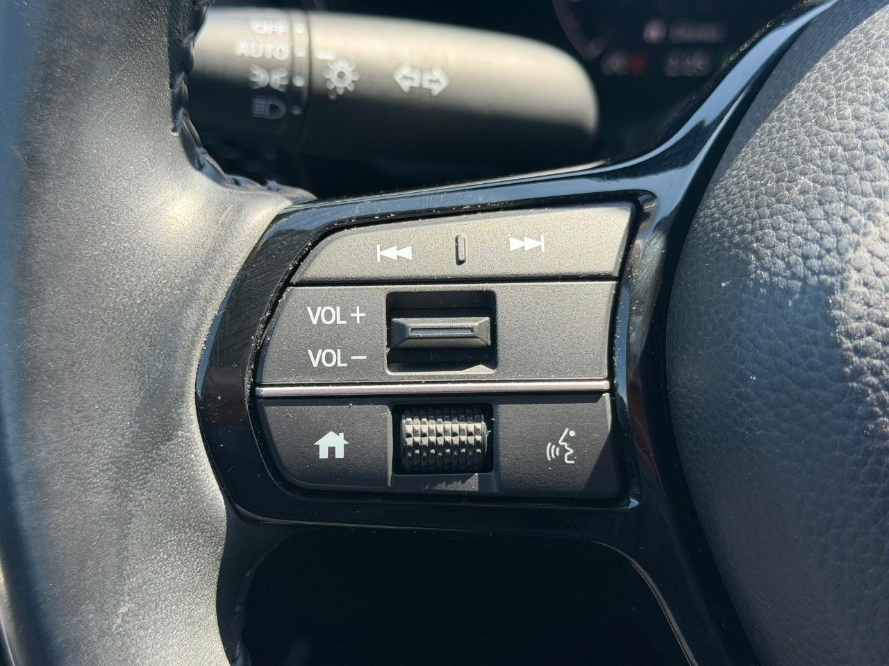 2025 Honda CR-V EX-L - Photo 24