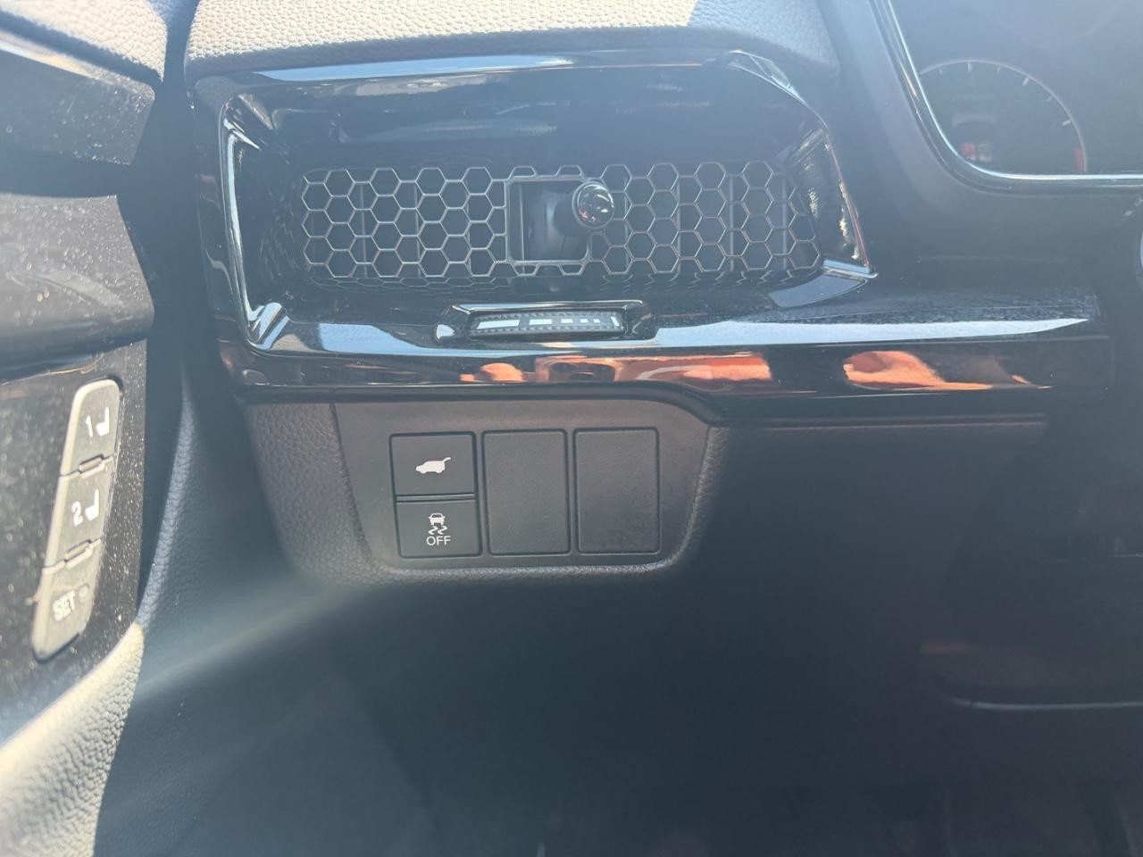 2025 Honda CR-V EX-L - Photo 28