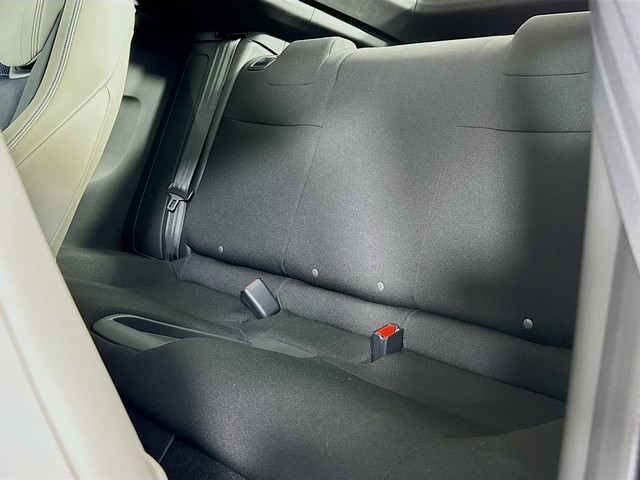 Honda Prelude Vehicle Full-screen Gallery Image 22