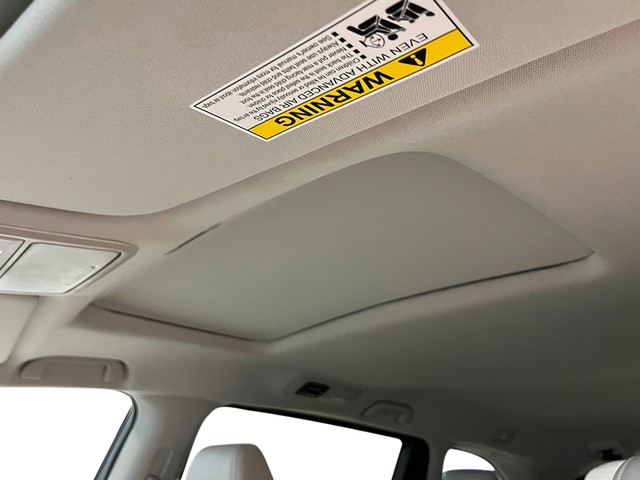 Honda Odyssey Vehicle Full-screen Gallery Image 20