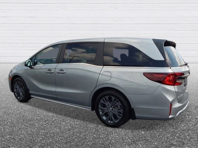 Honda Odyssey Vehicle Full-screen Gallery Image 04
