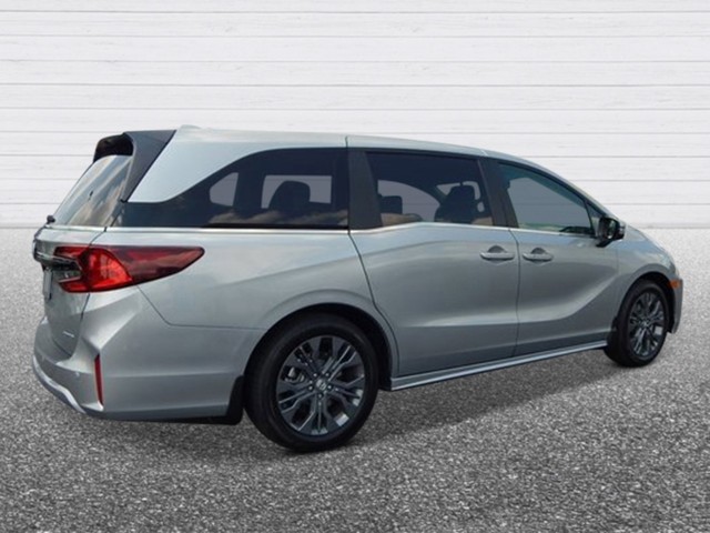 Honda Odyssey Vehicle Full-screen Gallery Image 06