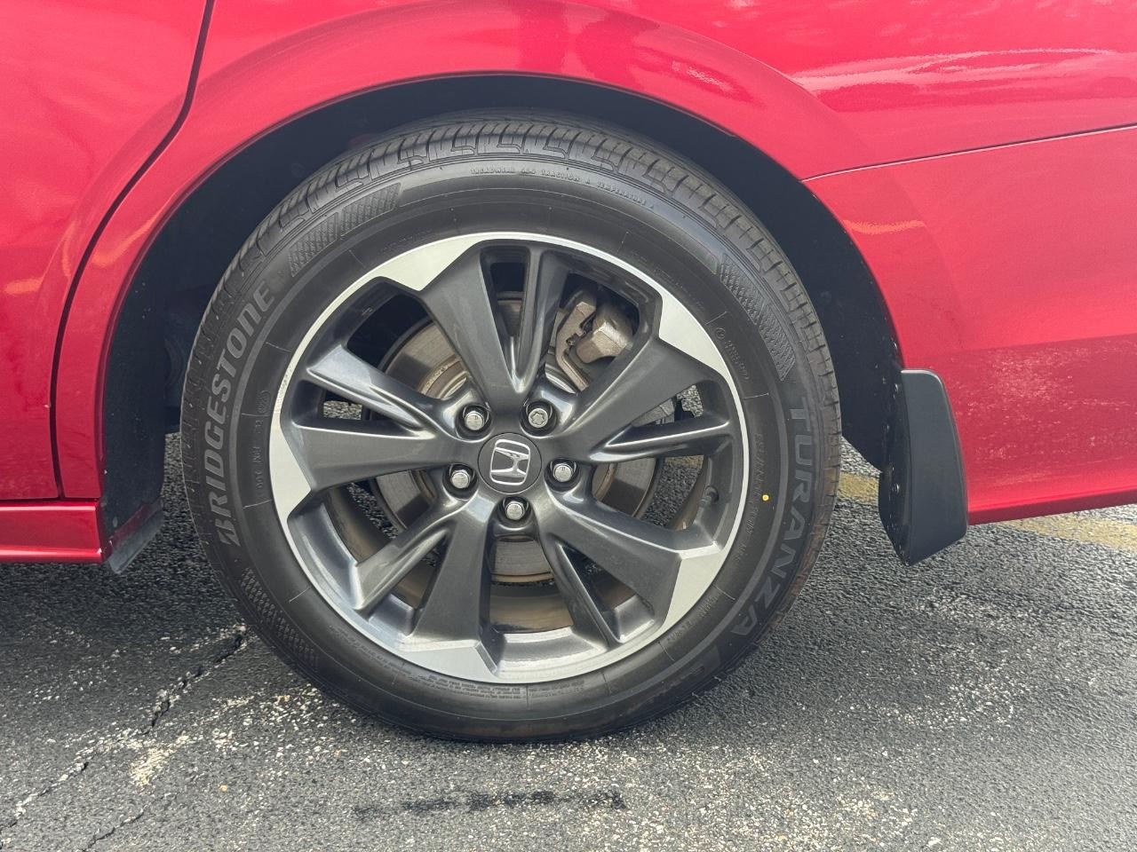 Honda Odyssey Vehicle Full-screen Gallery Image 10