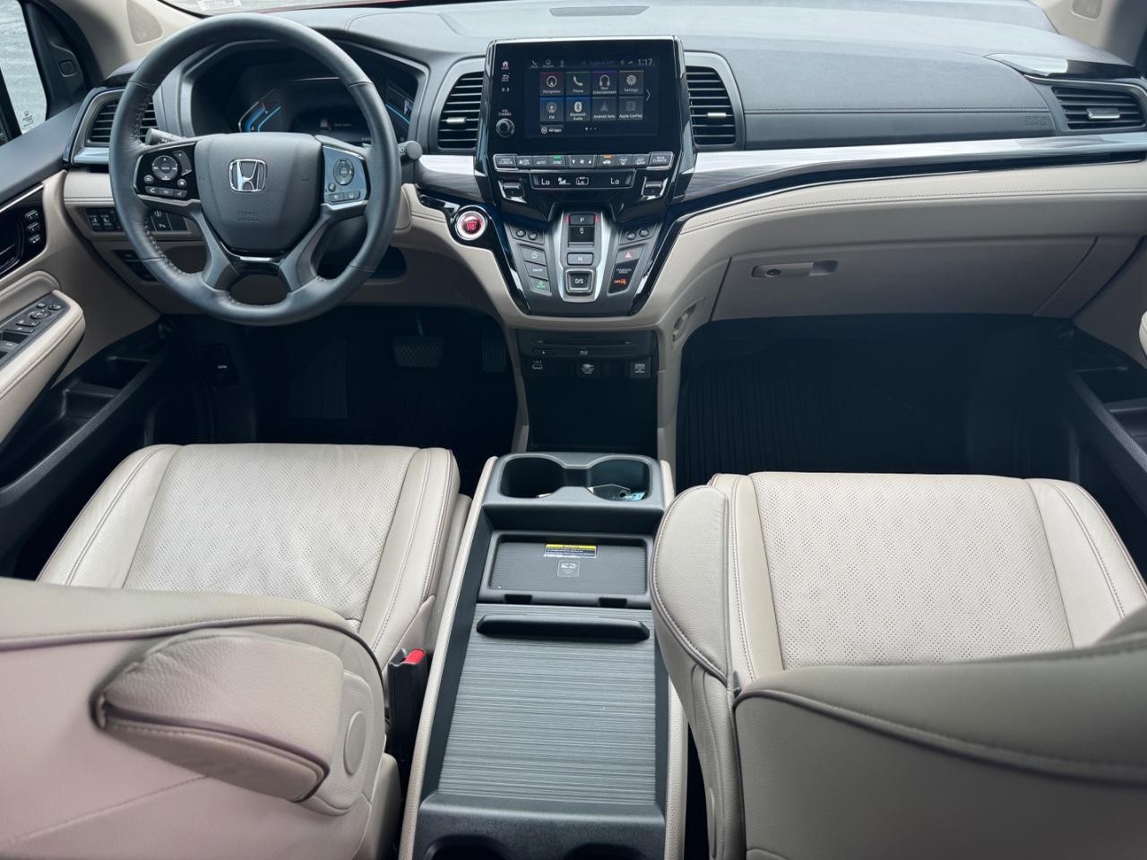 Honda Odyssey Vehicle Full-screen Gallery Image 11