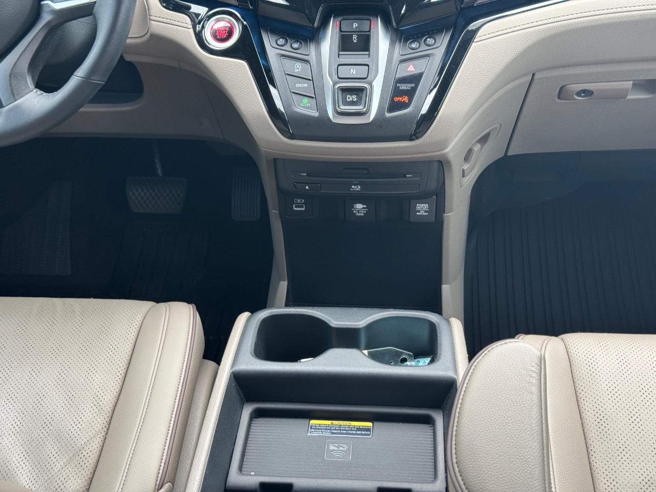 Honda Odyssey Vehicle Full-screen Gallery Image 14