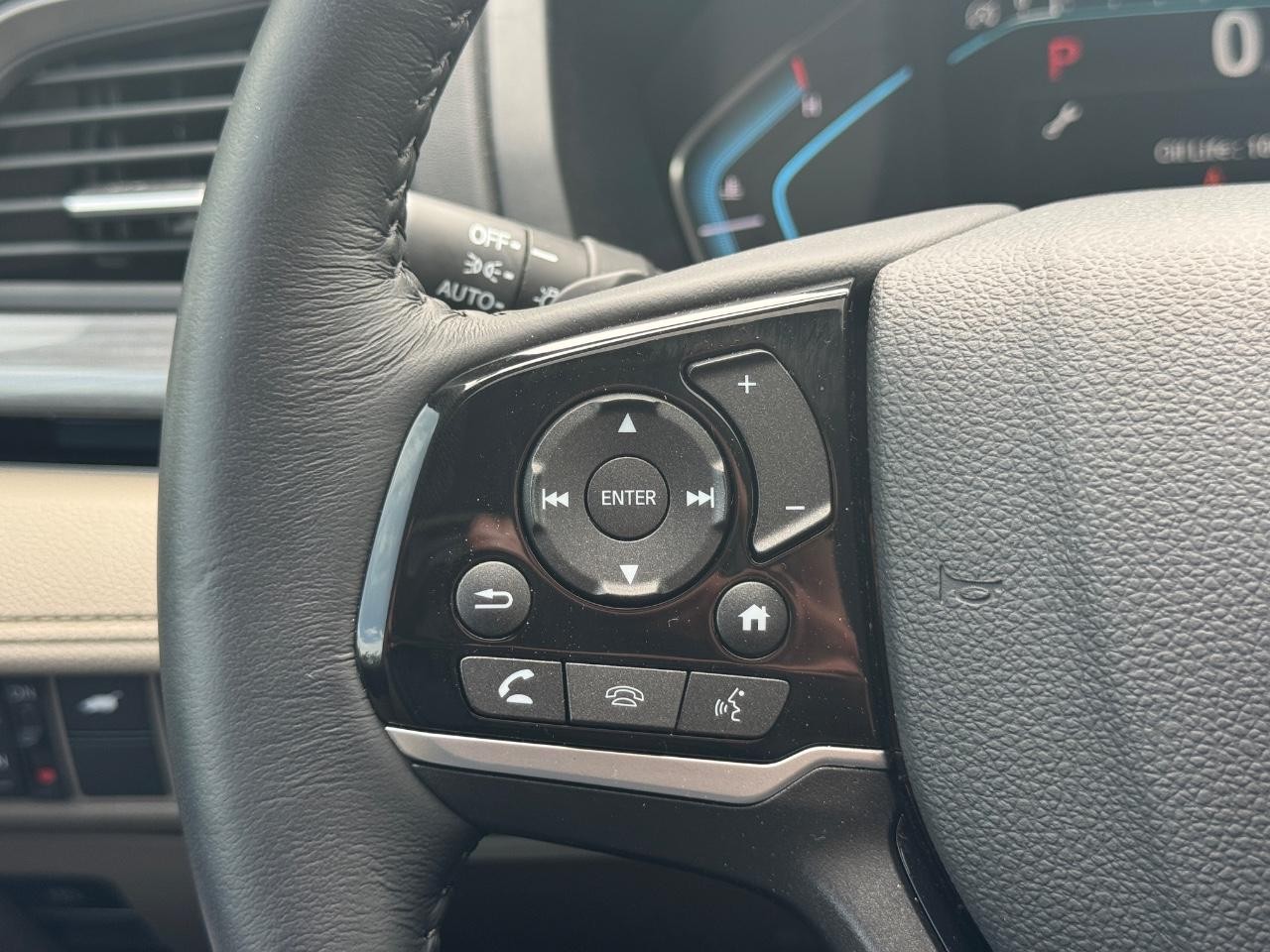 Honda Odyssey Vehicle Full-screen Gallery Image 24