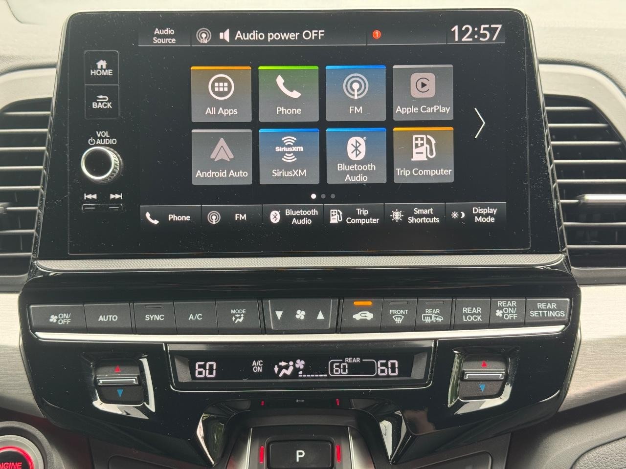 Honda Odyssey Vehicle Full-screen Gallery Image 24