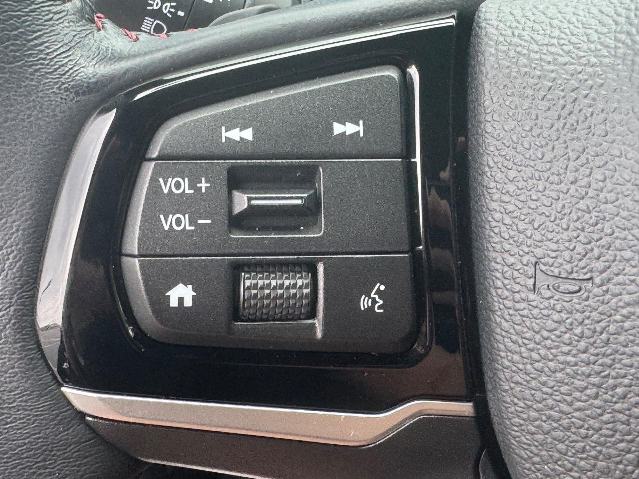 Honda Odyssey Vehicle Full-screen Gallery Image 33