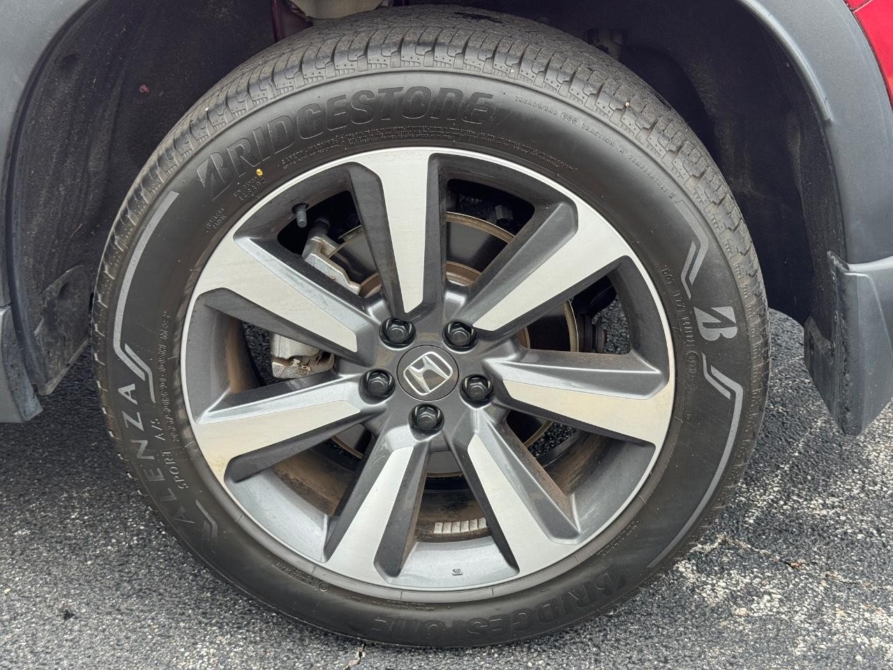 Honda Pilot Vehicle Full-screen Gallery Image 10