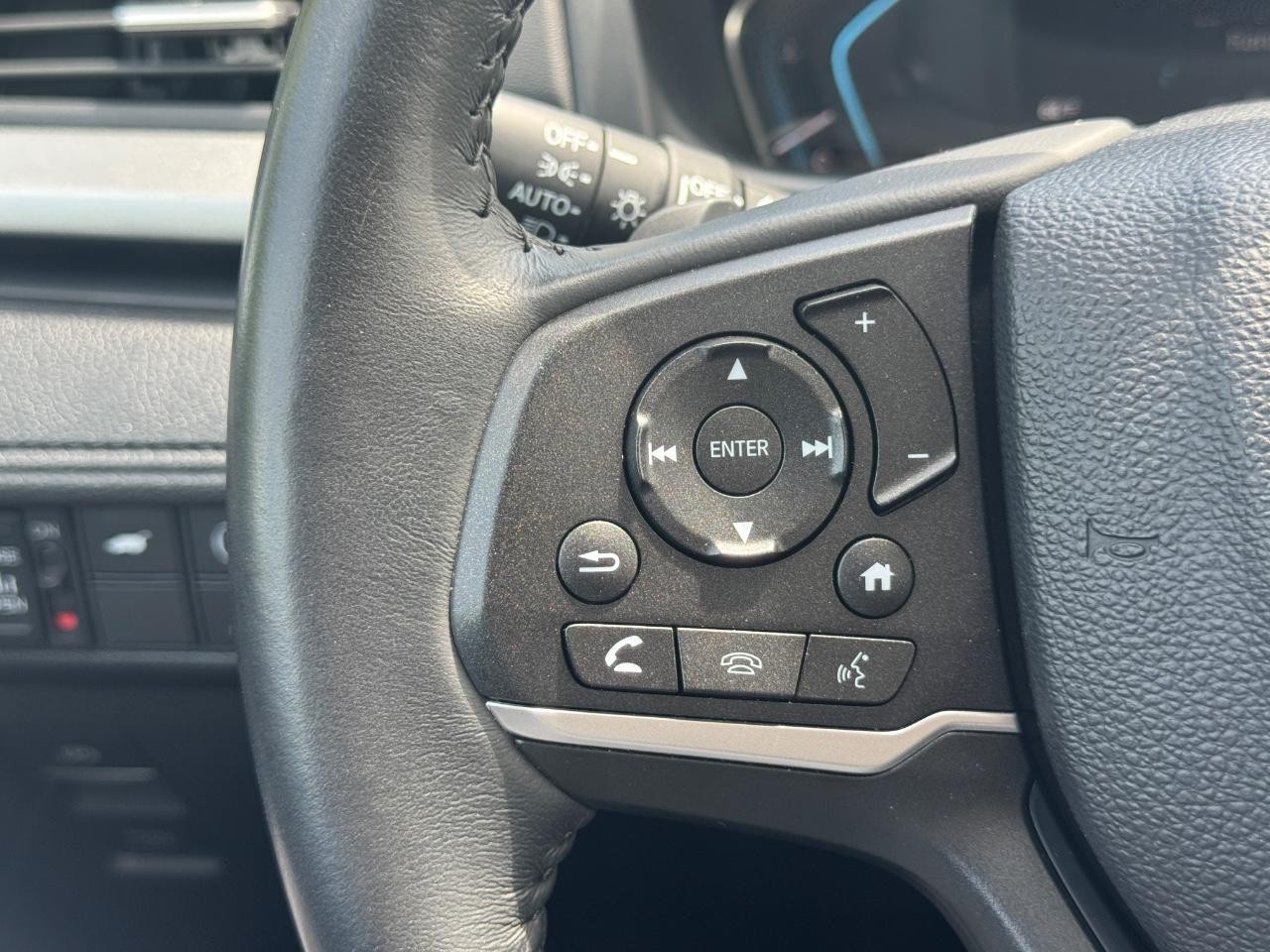 Honda Odyssey Vehicle Full-screen Gallery Image 22