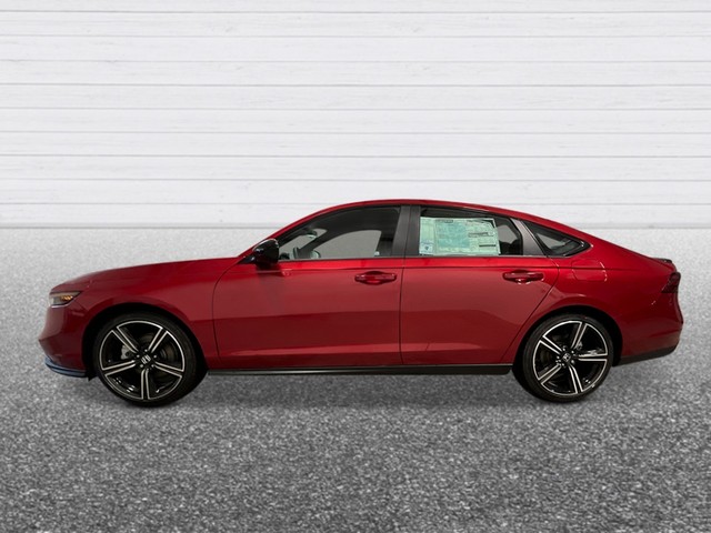 Honda Accord Hybrid Vehicle Full-screen Gallery Image 03