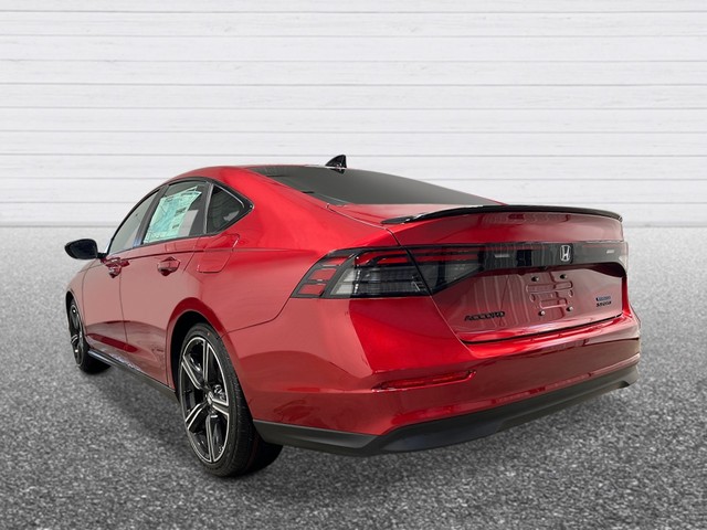 Honda Accord Hybrid Vehicle Full-screen Gallery Image 04
