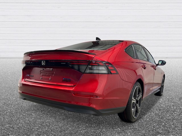 Honda Accord Hybrid Vehicle Full-screen Gallery Image 08