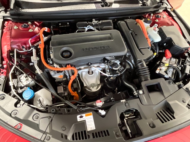 Honda Accord Hybrid Vehicle Full-screen Gallery Image 13