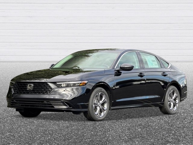 Honda Accord Hybrid Vehicle Full-screen Gallery Image 02
