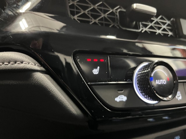 Honda Accord Hybrid Vehicle Full-screen Gallery Image 18
