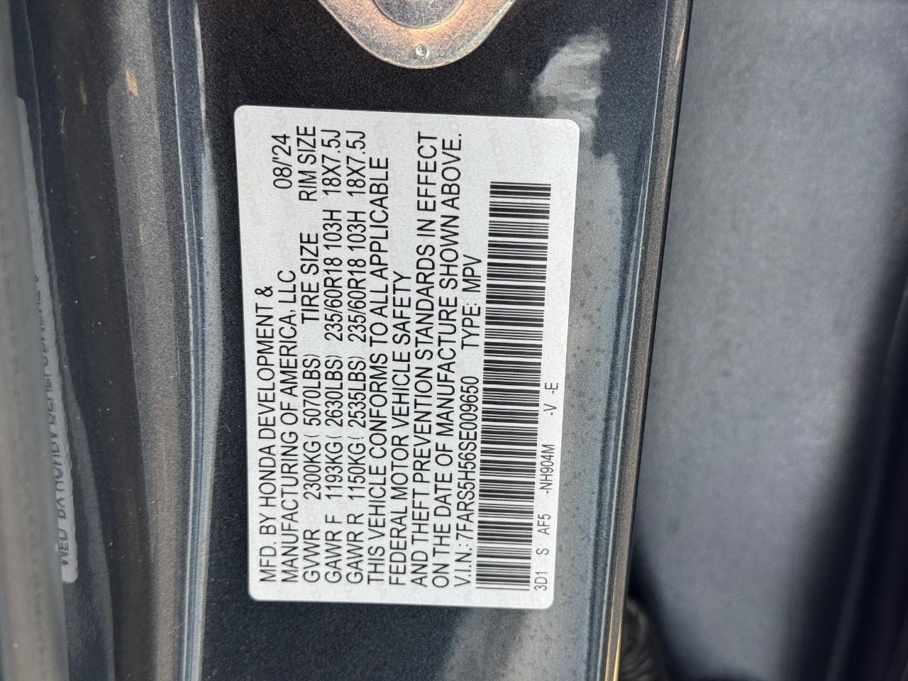 Honda CR-V Hybrid Vehicle Full-screen Gallery Image 28