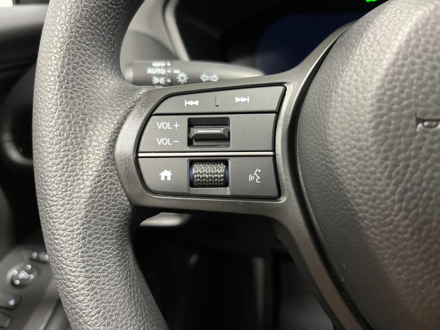 Honda HR-V Vehicle Full-screen Gallery Image 16