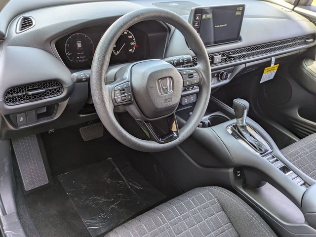 Honda HR-V Vehicle Full-screen Gallery Image 12