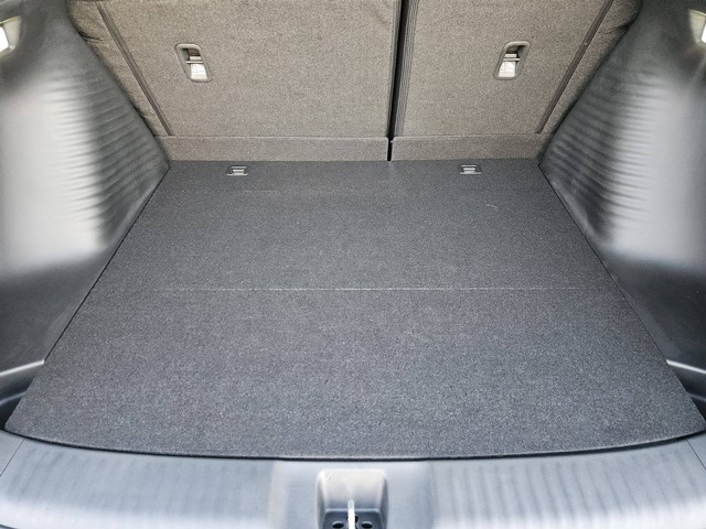 Honda HR-V Vehicle Full-screen Gallery Image 24