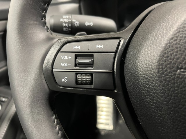Honda Accord Hybrid Vehicle Full-screen Gallery Image 19